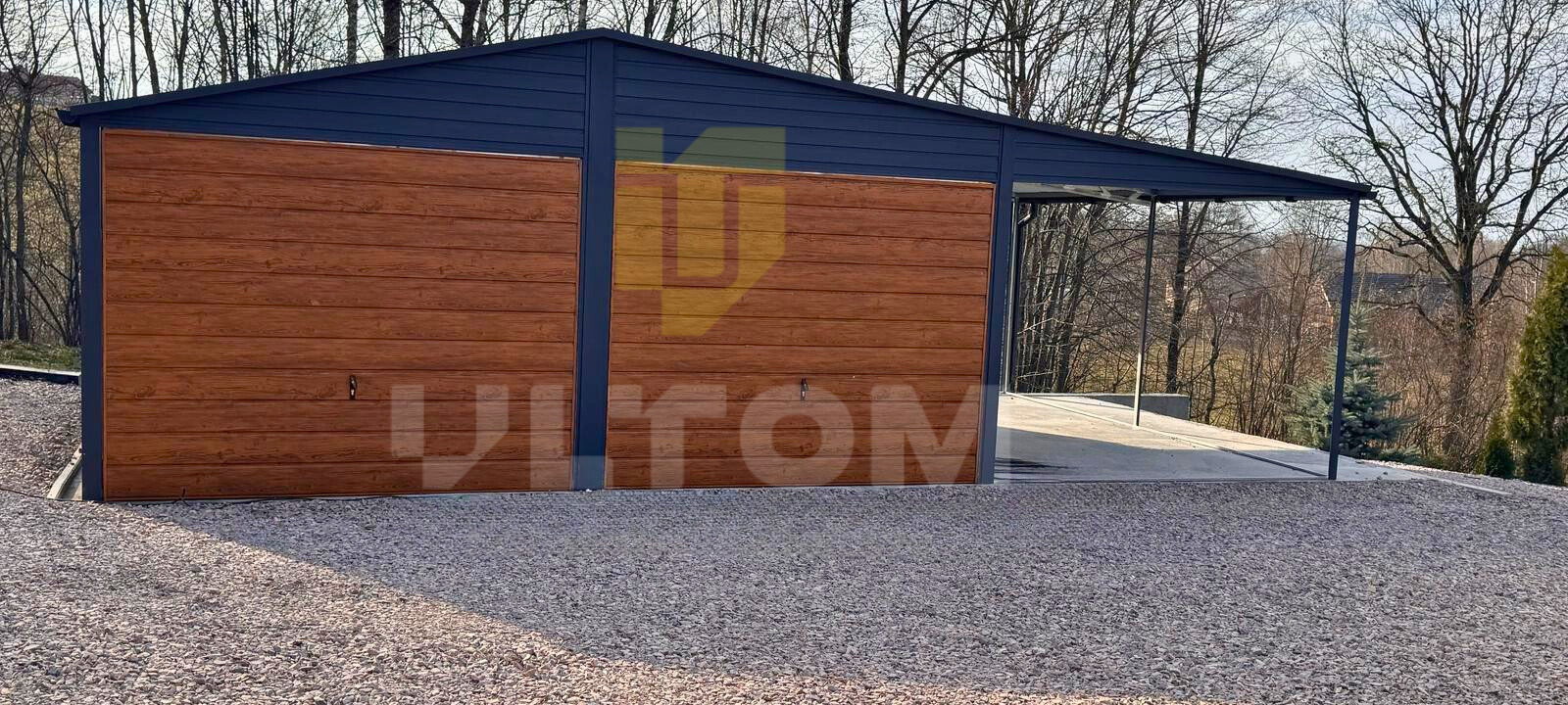 Garaż 6x6m z boczną wiatą 3x6m | dwuspadowy | kolor RAL Garaż 6x6m z boczną wiatą 3x6m | dwuspadowy | kolor RAL