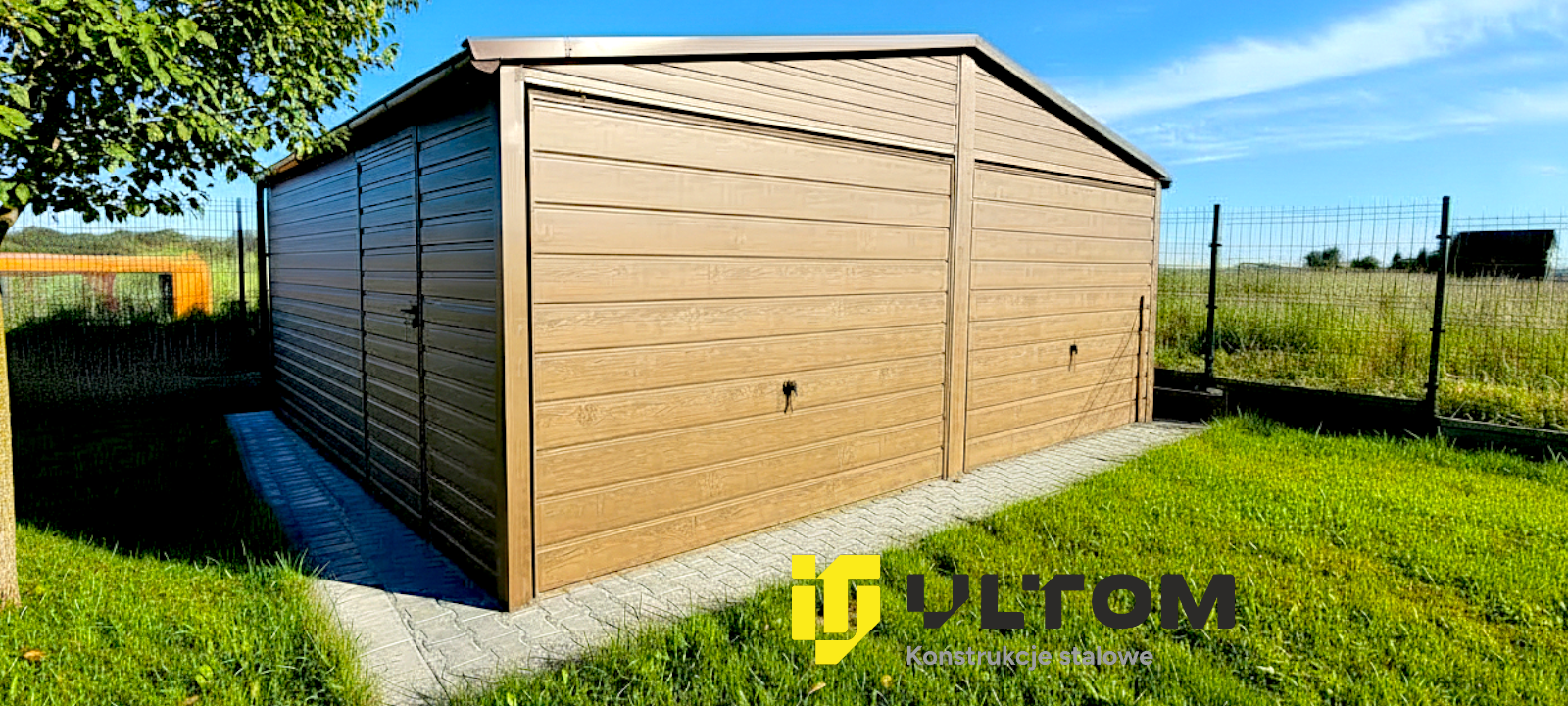 Garaż 6m×6m | dwuspadowy | drewnopodobny Garaż 6m×6m | dwuspadowy | drewnopodobny